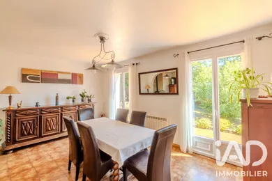 Maison traditionnelle à Montigny-sur-Loing (77690)