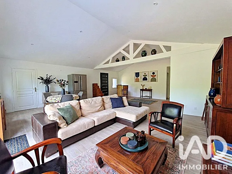 Maison 4 pièces 93 m² · à Le Cellier · 93 m² · 230 000 €