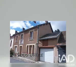 Maison de ville à Montel-de-Gelat (63380)