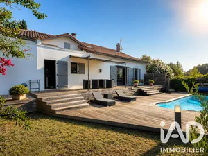 House in Saint-Aubin (40250)