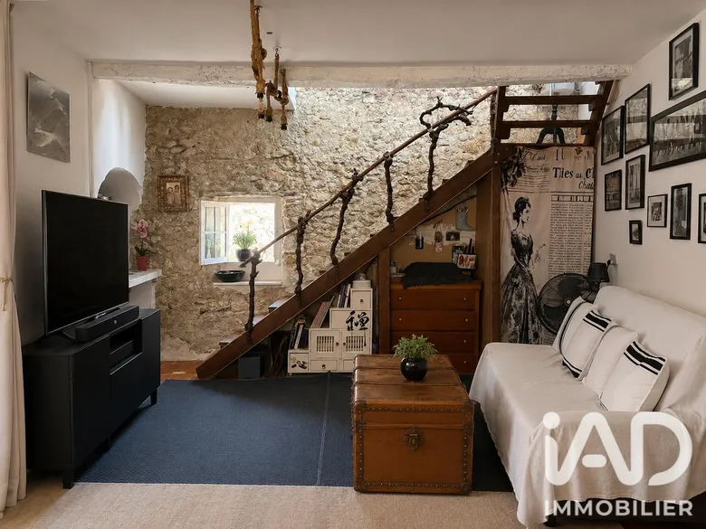 Maison 4 pièces 106 m² · à Saint-Geniès-de-Fontedit · 106 m² · 125 000 €