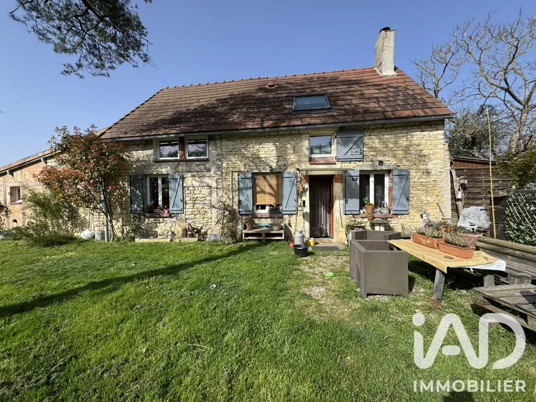 Maison 4 pièces 96 m² · à Blet · 96 m² · 86 300 €
