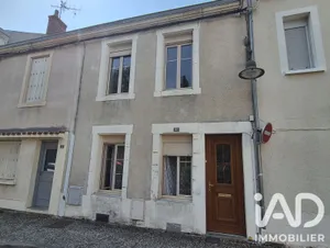 Maison de ville à Parthenay (79200)