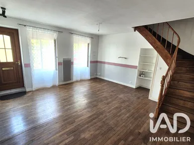 Maison de ville à Parthenay (79200)