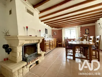 Townhouse in Saint-Vrain (91770)