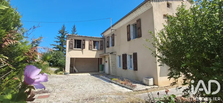Maison 6 pièces 140 m² · à Recoubeau-Jansac · 140 m² · 312 000 €