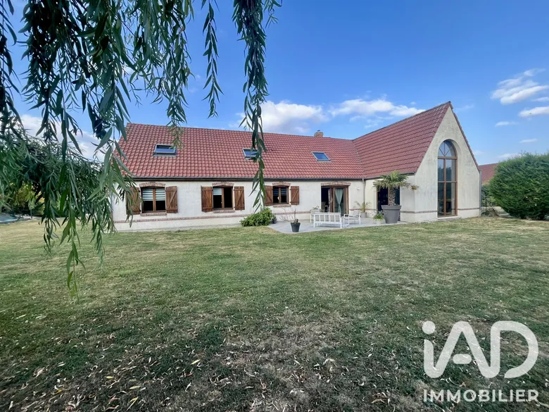 Maison 8 pièces 165 m² · à Marcoing · 165 m² · 299 000 €