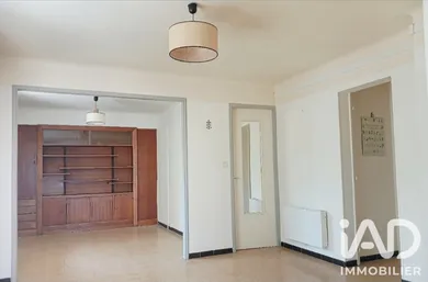 Appartement à Arles (13200)