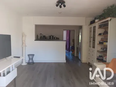 Apartment in Saint-Paul-et-Valmalle (34570)