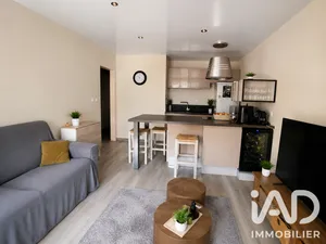 Apartment in Saint-Cyr-sur-Mer (83270)