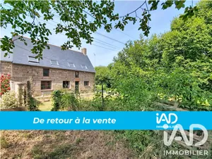 Maison de campagne à Bazouges-la-Pérouse (35560)