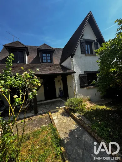 Traditional house in Athis-Mons (91200)