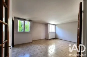 Apartment in Gennevilliers (92230)