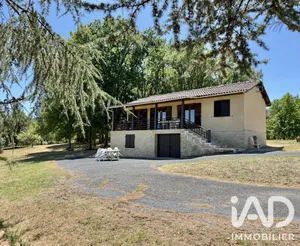 Park home in Saint-Martial-de-Nabirat (24250)