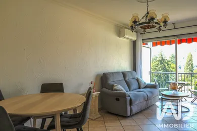 Apartment in Villeneuve-Loubet (06270)