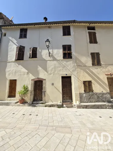 Maison de village à Conségudes (06510)