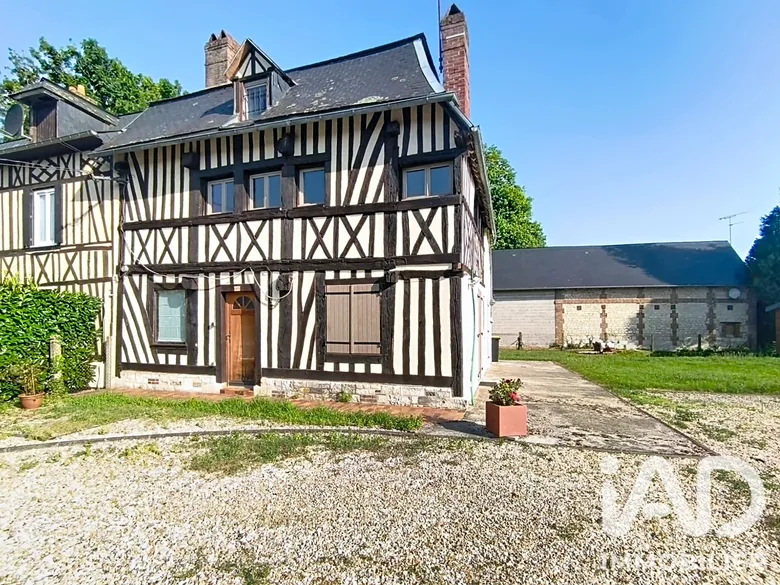 Immeuble 118 m² · à Arelaune-en-Seine · 118 m² · 189 000 €