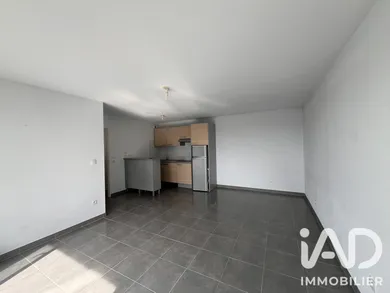 Apartment in Bouguenais (44340)