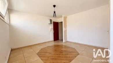 Studio à Hyères (83400)