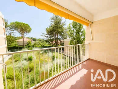Appartement à Aix-en-Provence (13100)