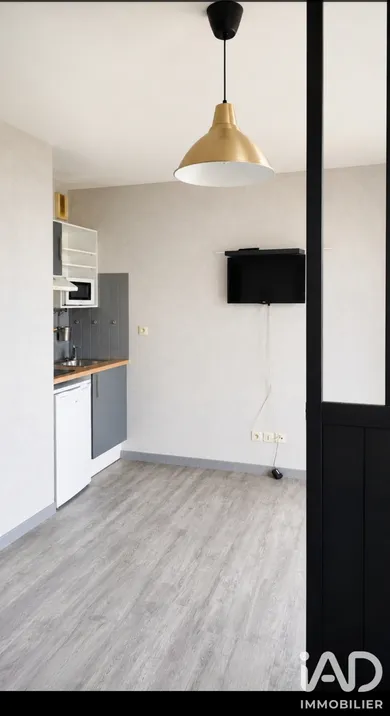 Apartment in La Rochelle (17000)