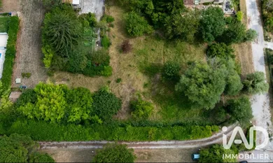 Terrain à bâtir à Aouste-sur-Sye (26400)
