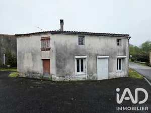 Village house in Adilly (79200)