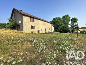 Maison de campagne à Thoiria (39130)