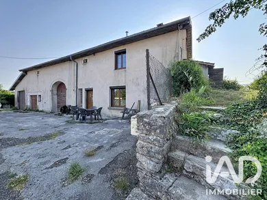 Maison de campagne à Thoiria (39130)
