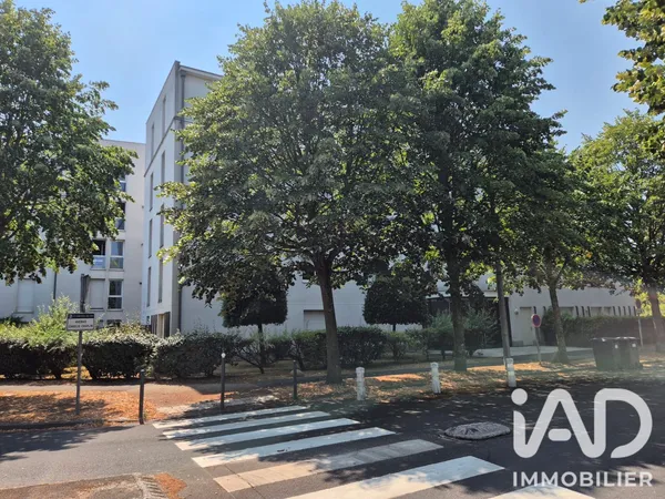 Appartement à Sainte-Geneviève-des-Bois (91700) photo 2