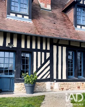 Duplex in Saint-Arnoult (14800)