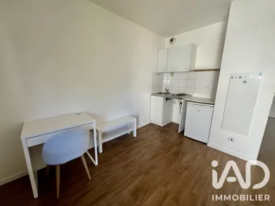 Apartment in Villeneuve-la-Garenne (92390)