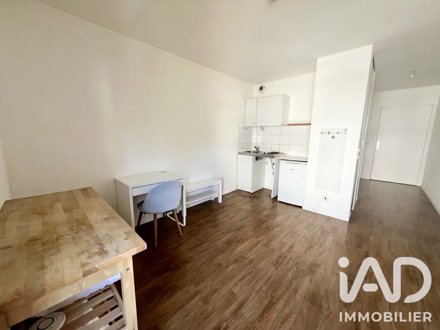 Appartement à Villeneuve-la-Garenne (92390) photo 3