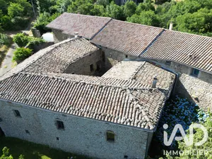 House in Saint-Cirgues-de-Prades (07380)
