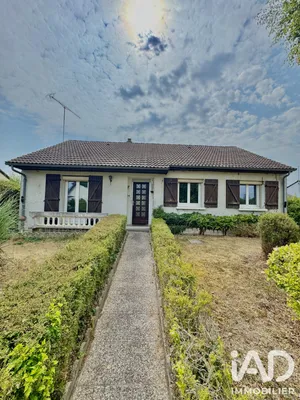 House in Marigny-le-Châtel (10350)
