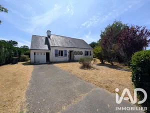 Maison traditionnelle à Locoal-Mendon (56550)