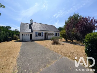 Maison traditionnelle à Locoal-Mendon (56550)