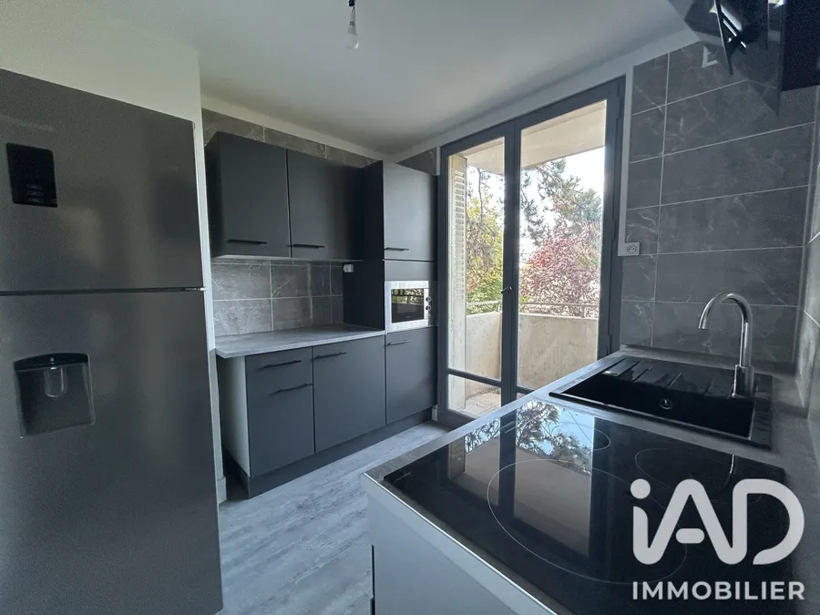 Appartement à Bobigny (93000) photo 3