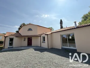 Maison à Haute-Goulaine (44115)
