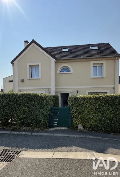 House in Verneuil-sur-Seine (78480)