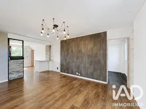 Apartment in Sainte-Foy-lès-Lyon (69110)