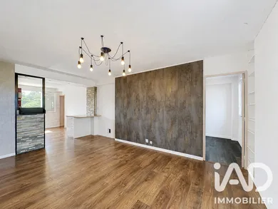 Apartment in Sainte-Foy-lès-Lyon (69110)