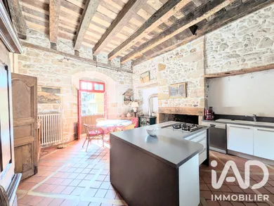 Appartement à Beaulieu-sur-Dordogne (19120)