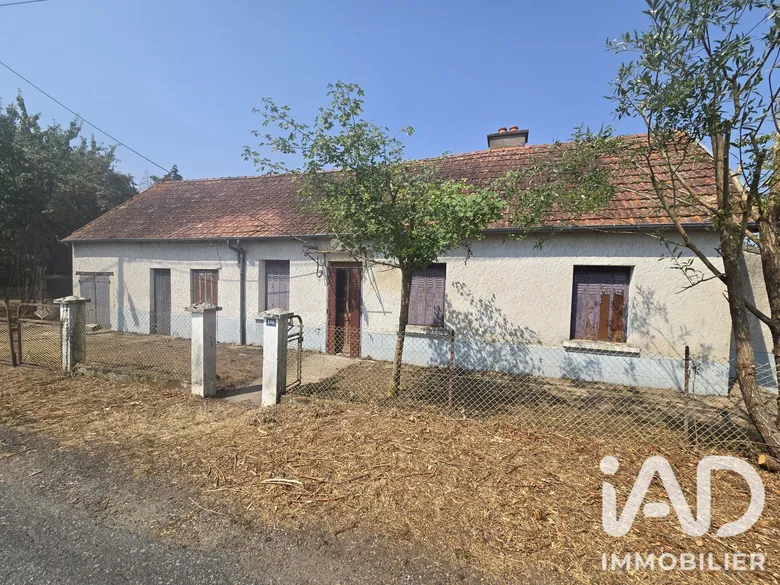 Maison 3 pièces 69 m² · à Treteau · 69 m² · 18 000 €
