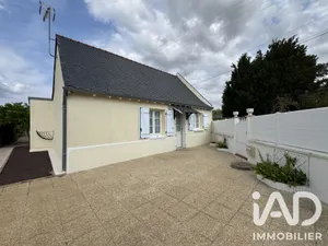 Maison de campagne à Vivy (49680)