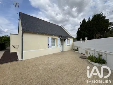 Maison de campagne à Vivy (49680)