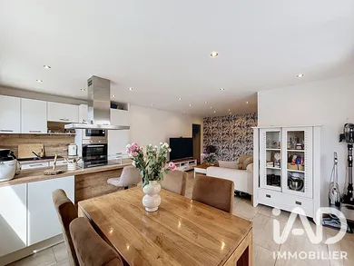 Apartment in Antibes (06160)