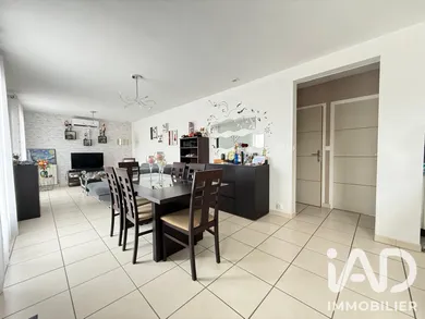 House in Naintré (86530)