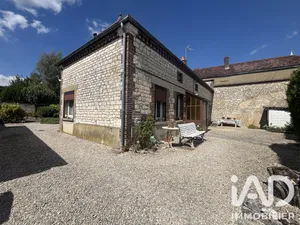 Maison de village à Auxon (10130)