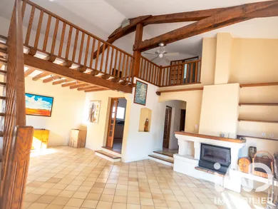 Maison à Villeneuve-lès-Avignon (30400)